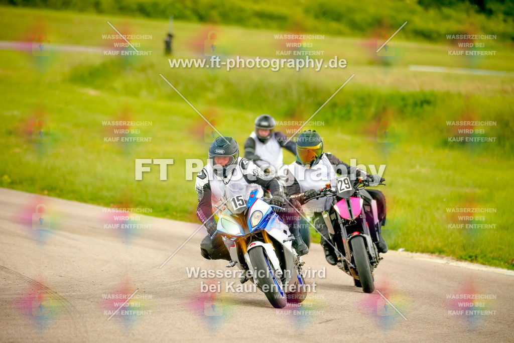 _MOT2374 | Hier findet Ihr Bilder von Touristenfahrten auf der Nürburgring Nordschleife oder von anderen Veranstaltungen die ich besucht habe. Viel Spass beim Durch Schauen 