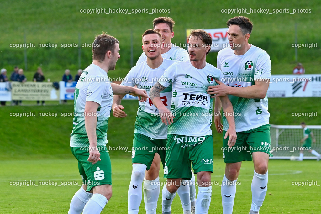 SV Feldkirchen vs. Atus Ferlach 5.5.2023 | Jubel SV Feldkirchen Mannschaft, #9 Martin Hinteregger, #14 Robert Thomas Tiffner, #21 Josef Hudelist, #26 Andreas Tiffner, #7 Michael Groinig, #10 Mirel Mujkic
