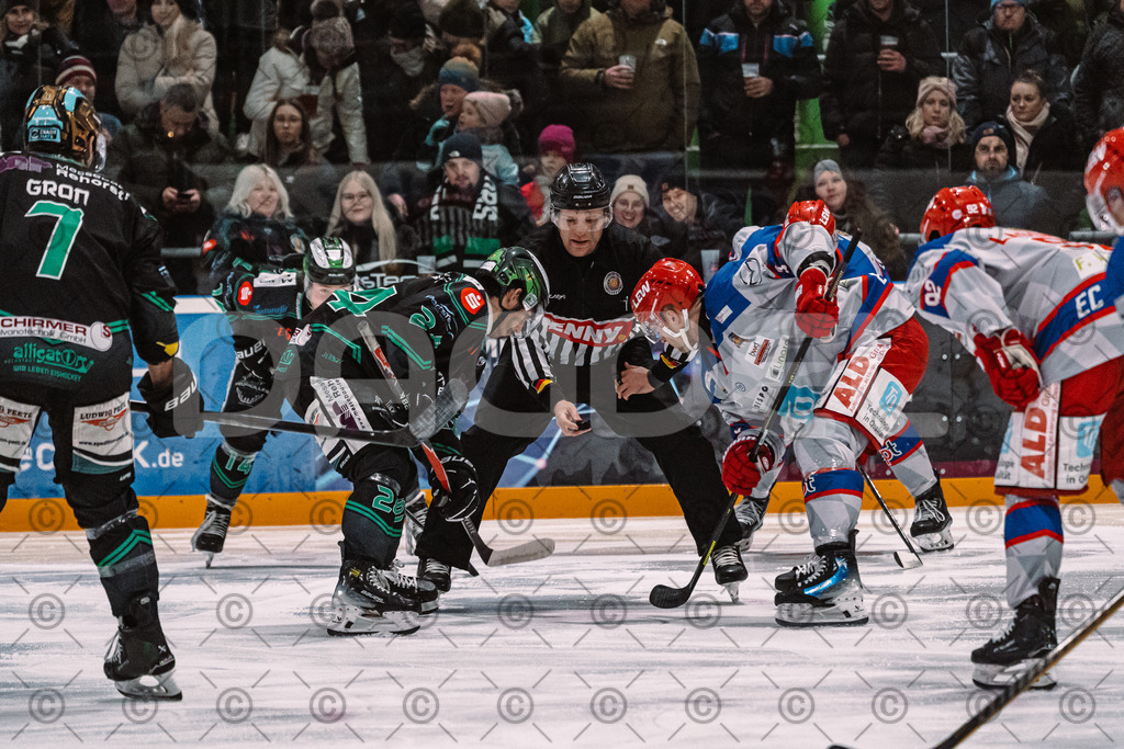 Alligators_vs_Peiting_04_01_2026-014 | Höchstadt Alligators Fotogalerie: Eishockey-Action aus Franken. Professionelle Spielfotos, Portraits & Stadionbilder zum Download. Jetzt entdecken! - Realisiert mit Pictrs.com