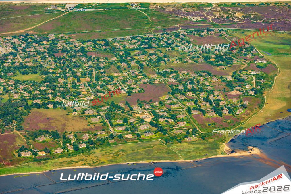Neue Luftbildaufnahme der Stadt Kampen - Das Luftbild wurde 2025 vom UL-Flugzeug heraus erstellt ( keine Drohnenaufnahme ) - Hochauflösende Luftaufnahme - für Wandbilder und großformatige Ausdrucke geeignet. Das besondere Geschenk!Hier alle&nbsp;Infos zur Lizenzierung der LuftaufnahmeWir fliegen auch dieses Jahr wieder in Ihre Region um Luftbilder zu erstellen.- Luftbild anfragen
