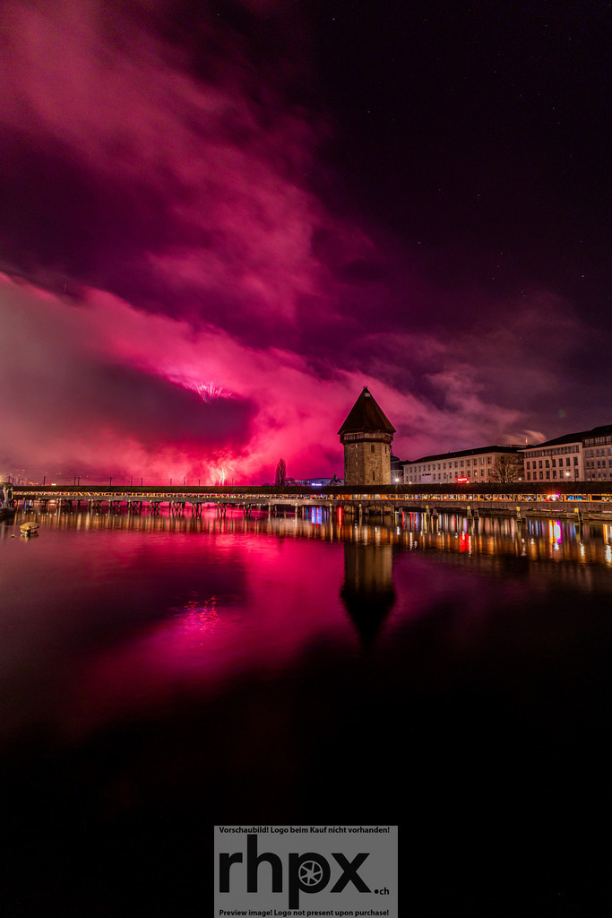  Neujahrszauber Luzern 2025 | Stimmungsvolle Fotokunst aus Luzern. Erlebe den Pilatus, den See und die Stadt Luzern in exklusiven Aufnahmen in der Fotogalerie & Shop. - Realisiert mit Pictrs.com