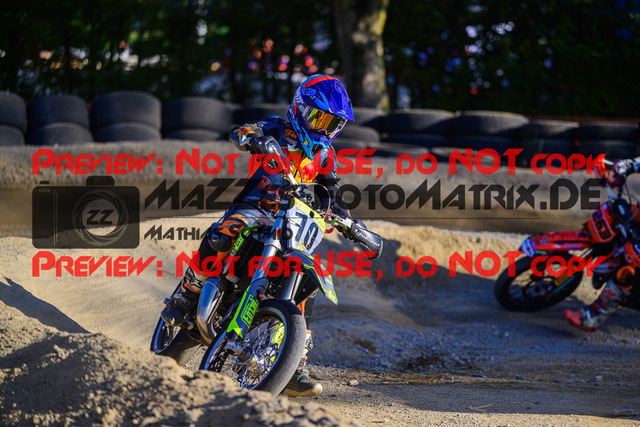 MaZZes_Fotomatrix_20241004_6021986_6015 | JUNIOR