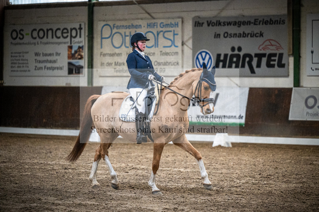 DOS_1535 | Entdecke hochwertige Reitturnierfotos von Foto Oger. Professionell, emotional und authentisch – jetzt Lieblingsmomente im Shop bestellen.Deutschlandweite Turnierfotografie. - Realisiert mit Pictrs.com