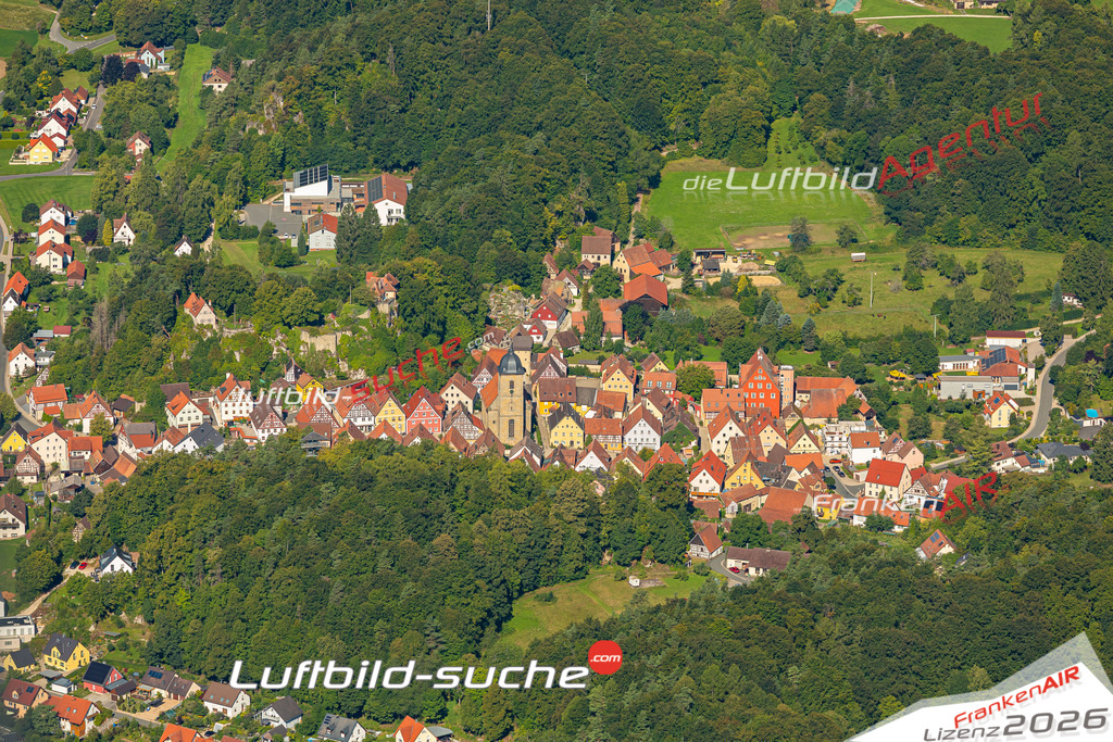 Luftaufnahme von  Betzenstein - Die Luftaufnahme wurde 2025 vom UL-Flugzeug heraus erstellt ( keine Drohne ) - Hochauflösende Luftaufnahme - für professionelle Ausdrucke geeignet. Die Geschenkidee !Mit Lizenz und Bildrechte bestellbar