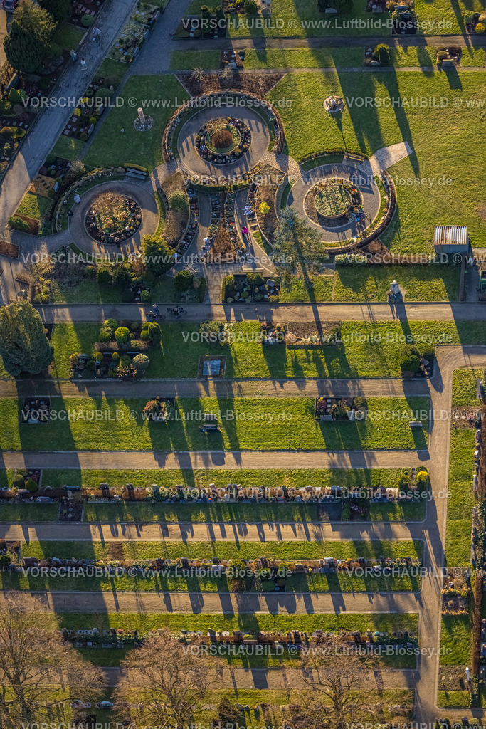 Gladbeck240108208 | Luftbild, Zentralfriedhof Gladbeck Mitte, Urnengräber in kreisrunder Anordnung, Zweckel, Gladbeck, Ruhrgebiet, Nordrhein-Westfalen, Deutschland