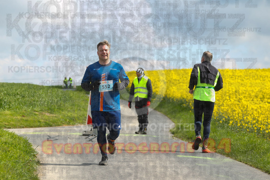 240421_1150_EV4_3953 | Sportfotografie im Rhein-Sieg Kreis, Köln, Bonn, NRW, Rheinland Pfalz, Hessen, etc. Unser Tätigkeitsfeld umfasst den Laufsport vom Volkslauf über den Marathon, Duathlon, Triathon bis zum Ultralauf wie Kölnpfad Ultra oder Schindertrail.