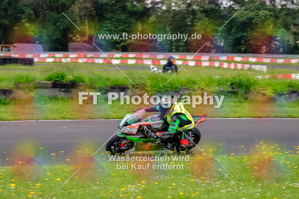 VBK-7013 | Hier findet Ihr Bilder von Touristenfahrten auf der Nürburgring Nordschleife oder von anderen Veranstaltungen die ich besucht habe. Viel Spass beim Durch Schauen 