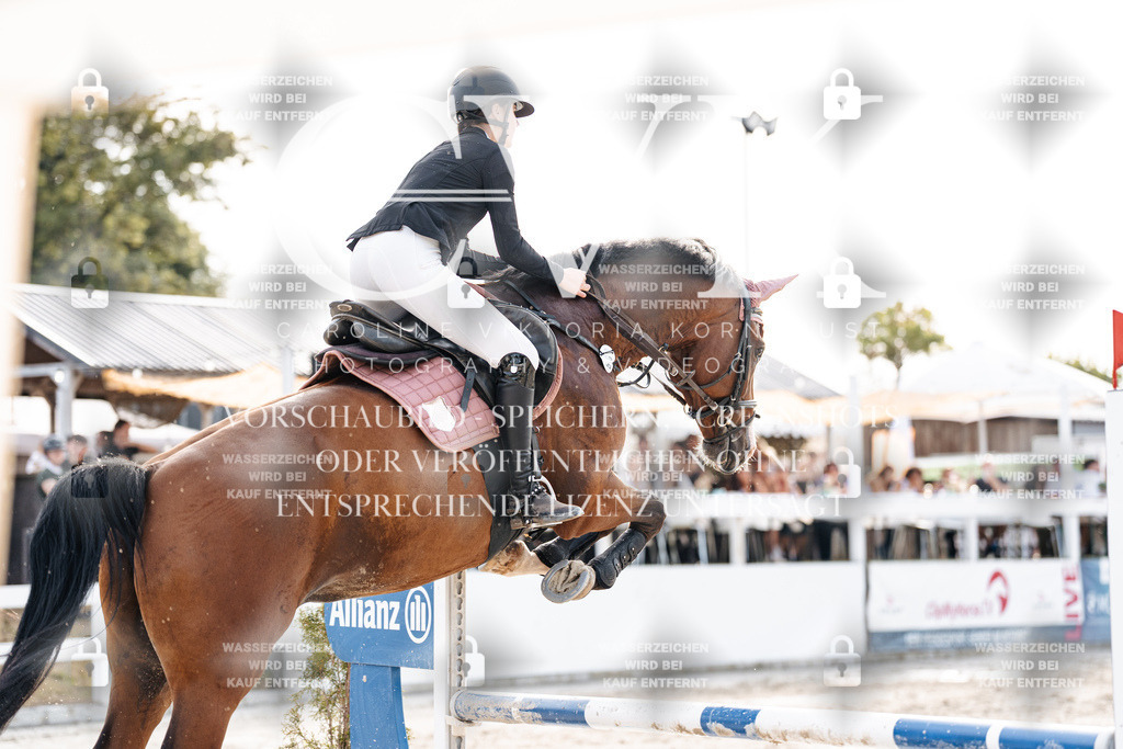 CK906790 | Turnierfotografie Pferdefotografie Trier Rheinland-Pfalz Pferdesport Reitsport Tierfotografie Sportfotografie Pferdevideo Pferdevideografie Equestrianvideography equestrianphotography  - Realisiert mit Pictrs.com