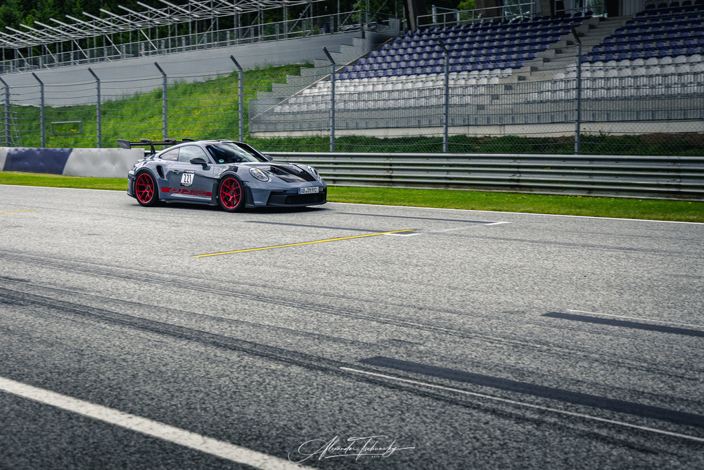 R6AT2532 _Alexander Tschuncky | Entdecken Sie die faszinierende Welt von Alexander Tschuncky Arts: Kreative Fotografie, atemberaubende Automobilkunst und hochwertiger Bilderdruck. Lassen Sie sich inspirieren! - Realisiert mit Pictrs.com