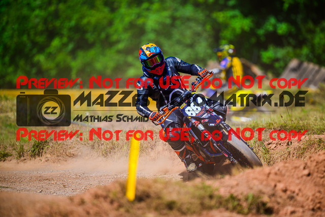 MaZZes_FotoMatrix_240816_6007705_9782 | S5