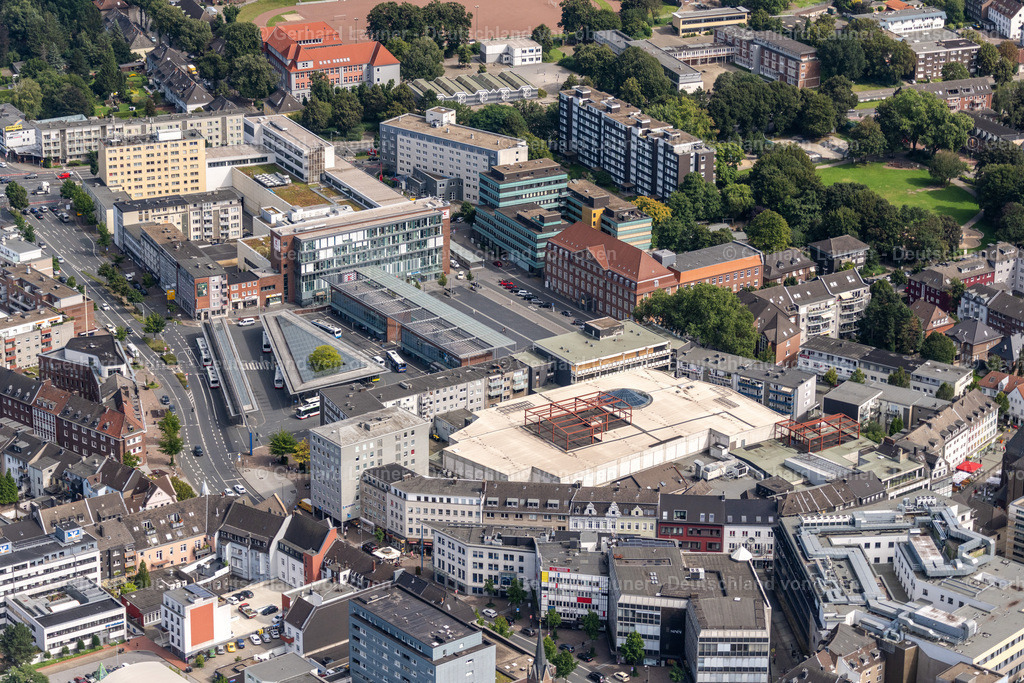 4050146 | Online-Shop für Luftbilder aus Deutschland. Seit über 45 Jahren baut Gerhard Launer das Luftbildarchiv mit unterschiedlichsten Themen stetig weiter aus.