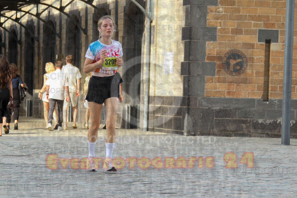 250920_1538_EV4_9349 | Sportfotografie im Rhein-Sieg Kreis, Köln, Bonn, NRW, Rheinland Pfalz, Hessen, etc. Unser Tätigkeitsfeld umfasst den Laufsport vom Volkslauf über den Marathon, Duathlon, Triathon bis zum Ultralauf wie Kölnpfad Ultra oder Schindertrail.
