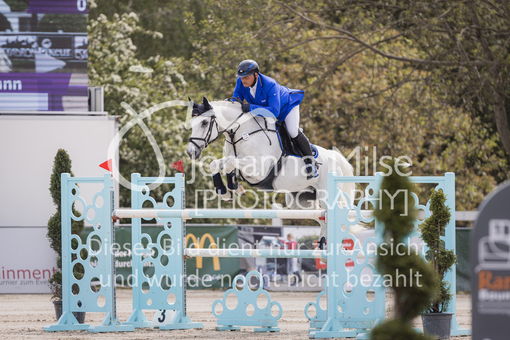 230521_MayDays_FinaleAmateurTour-801 | Deine schönsten Turniermomente als professionelle Fotos! Entdecke hochwertige Pferdesport-Fotografie im Online-Shop. Jetzt Fotos finden & bestellen!