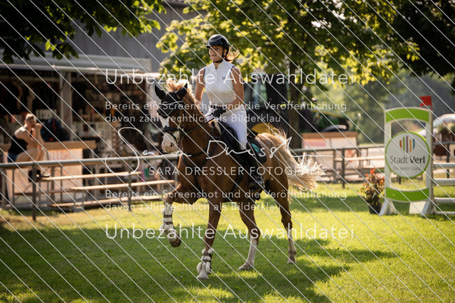 SD_Verl_05721 | saradresslerfotografie - Realisiert mit Pictrs.com