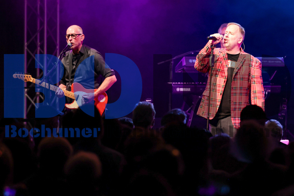 Zeltfestival Ruhr 2024 - Get Back / Beatles Tribute  {date} -  | {headline}(Foto: Sebastian Sendlak / BOND) - Realisiert mit Pictrs.com