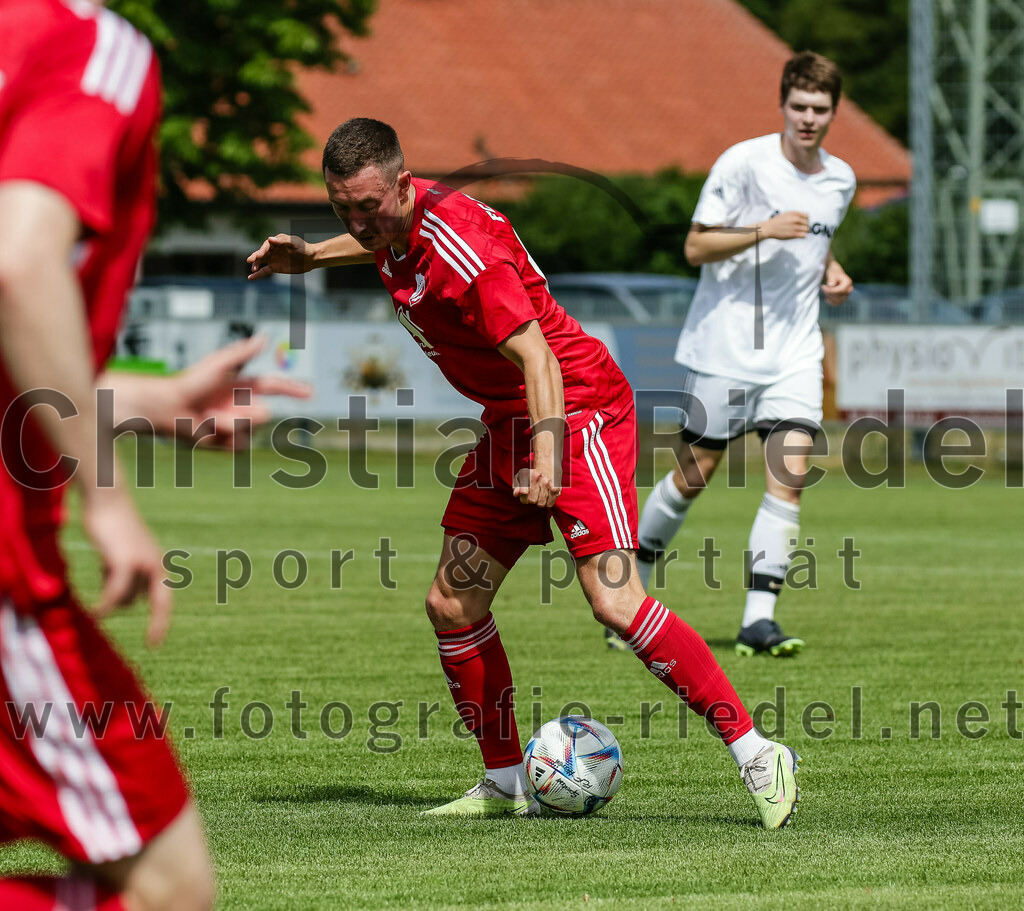 2023-07-08_062_FC_Finsing_gegen_SG_Markt_Schwaben | Finsing, Deutschland, 08.07.2023:
Fußball, Kreisliga 2023 / 2024, Testspiel, FC Finsing gegen SG Markt Schwaben, Endergebnis: 7:0

Kilian Schmitt (FC Finsing, #8)

Foto: Christian Riedel / fotografie-riedel.net