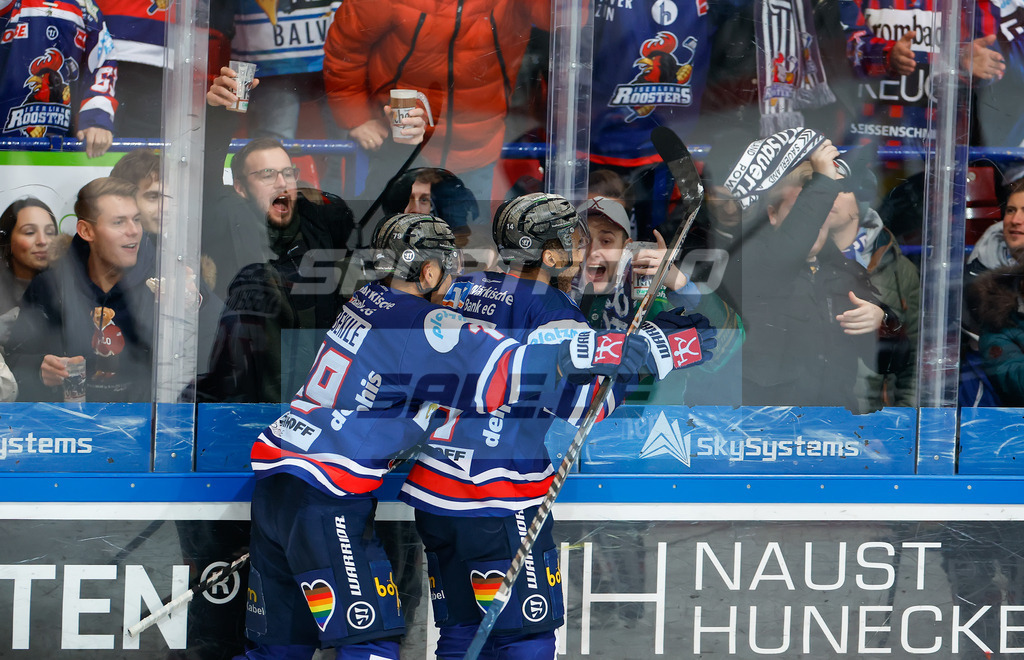 Iserlohn Roosters - Duesseldorfer EG | 
DEL: Iserlohn Roosters - Duesseldorfer EG - Realisiert mit Pictrs.com