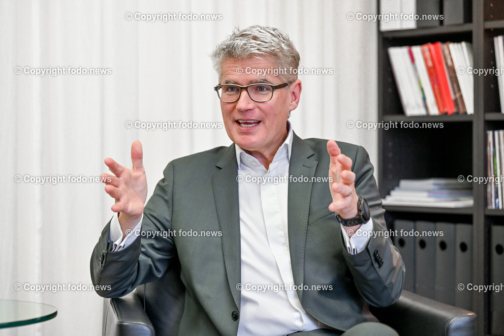 Musiktheater Linz_ Thomas Königstorfer_ 27.02.2023-37 | 27.02.2023, Musiktheater Linz, AUT, Thomas Koenigstorfer, im Bild Musiktheater Linz, Thomas Koenigstorfer (Kaufmaennische Direktion Landestheater Linz)