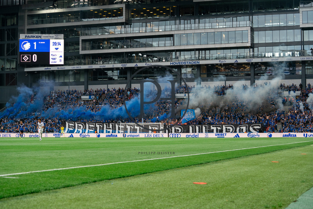 FC Kopenhagen - Hamburger Sport Verein 12.07.2025 | Gänsehaut-Atmosphäre im Parken  - Realisiert mit Pictrs.com
