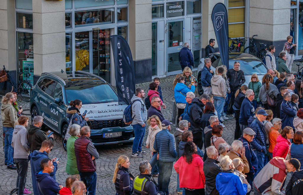 top-top.de 240913-184 | Foto, Video, Fotografie, Videografie, Fotobox, DJ, Discjockey, Musik, Musikbox, Veranstaltung, Photobooth, Amazon, Ebay, Buchtipp, Bestseller, Autor, Verlag, Buch, Wesel, Hamminkeln, NRW, Dinslaken, Rees, Drohne, Hochzeit, Party, Fotobox, Wesel, Fotograf