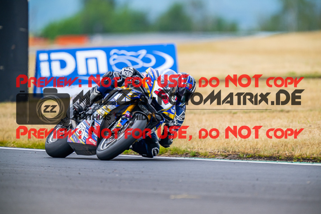 MaZZes_FotoMatrix_220625_9901 | IDM1000