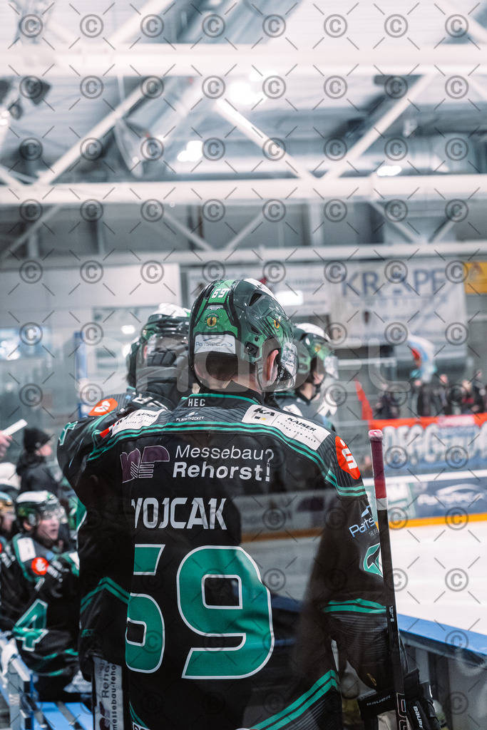 Alligators_vs_Deggendorf_30_11_2025-069 | Höchstadt Alligators Fotogalerie: Eishockey-Action aus Franken. Professionelle Spielfotos, Portraits & Stadionbilder zum Download. Jetzt entdecken! - Realisiert mit Pictrs.com