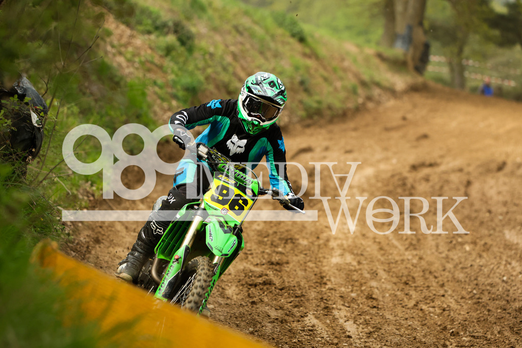5E6A9998 | 989 MEDIAWORK