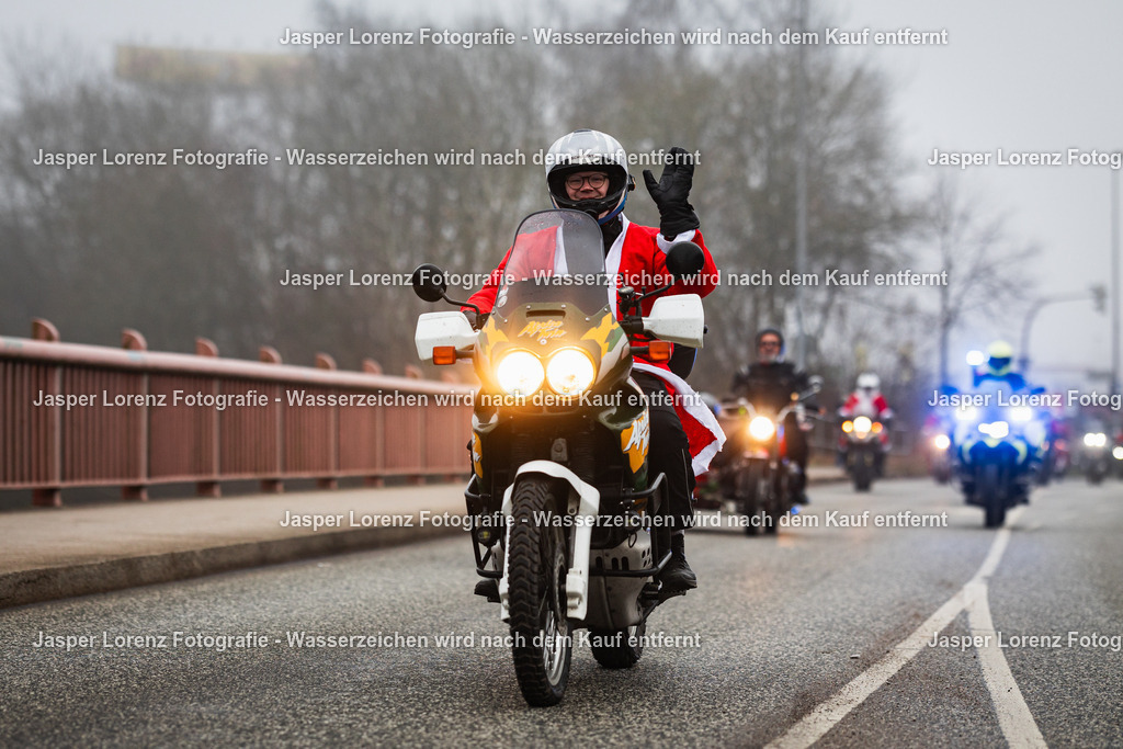 X-Mas Ride I Kiel I 2025 | Jasper Lorenz Fotografie - Realisiert mit Pictrs.com