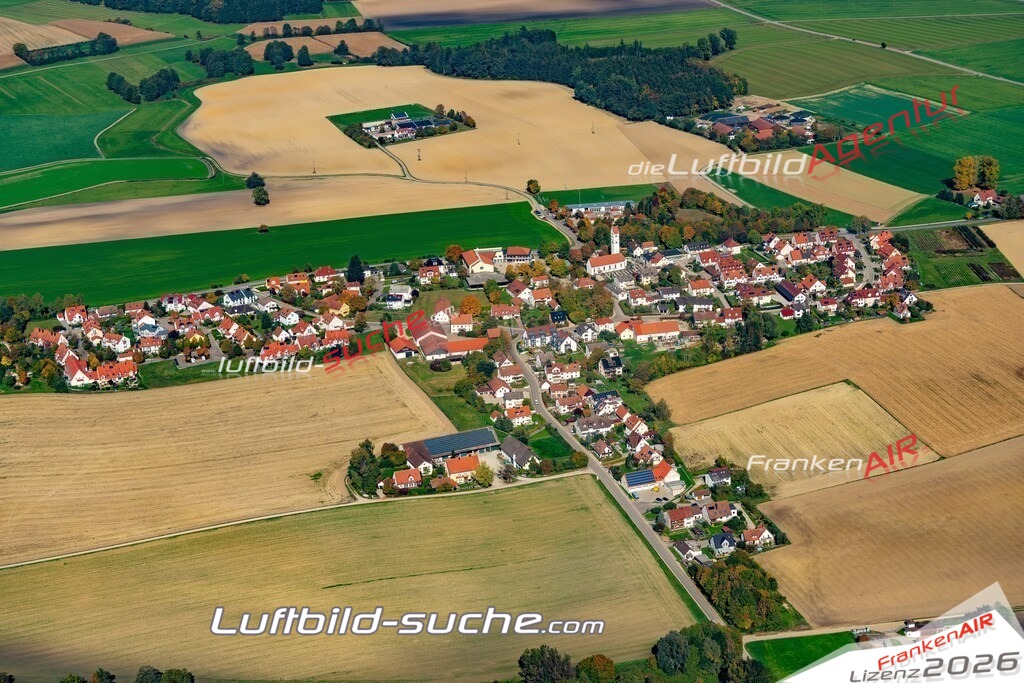 aktuelles Luftbild von Roehrmoos  - Luftaufnahme wurde 2018 von https://frankenair.de mittels Flugzeug (keine Drohne) erstellt.