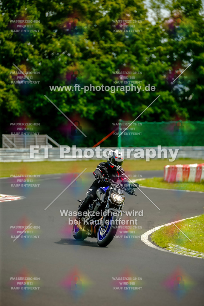 VBK-4955 | Hier findet Ihr Bilder von Touristenfahrten auf der Nürburgring Nordschleife oder von anderen Veranstaltungen die ich besucht habe. Viel Spass beim Durch Schauen 
