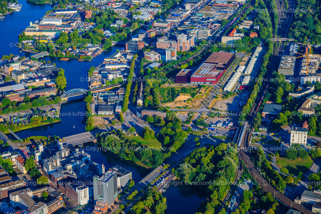 Hamburg_Rothenburgsort_ELS_3895190925 | HAMBURG 20.09.2025 Entwicklungsgebiet "Neuer Huckepackbahnhof der Industriebrache an der Billstraße im Stadtteil Rothenburgsort in Hamburg. // Development area "New piggyback station on the industrial wasteland at Billstrasse in the Rothenburgsort district of Hamburg. Foto: Martin Elsen