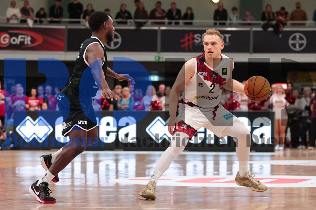 SES_LEVWOL20250525-52 | bond - Realisiert mit Pictrs.com