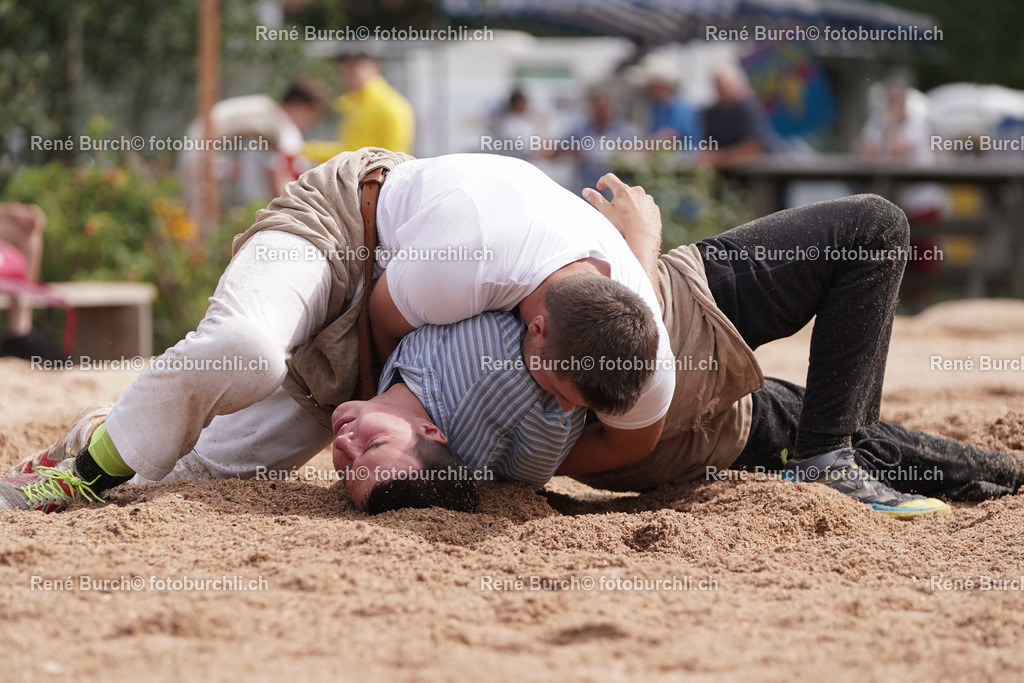 DSC09567-2 | René Burch leidenschaftlicher Fotograf aus Kerns in Obwalden.  Hier finden sie Sport, Landschaft und Natur Fotografie.
 - Realisiert mit Pictrs.com