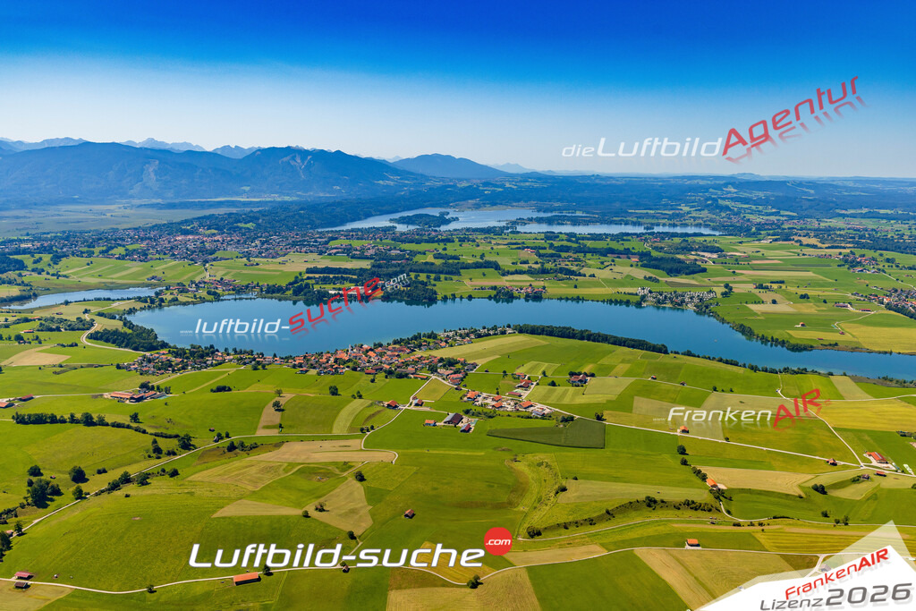 Luftaufnahme von Riegsee Vs Google Maps- Die Luftaufnahme wurde 2025 vom UL-Flugzeug heraus erstellt ( keine Drohne ) - Hochauflösende Luftaufnahme - für professionelle Ausdrucke geeignet. Die Geschenkidee !Mit Lizenz und Bildrechte bestellbar