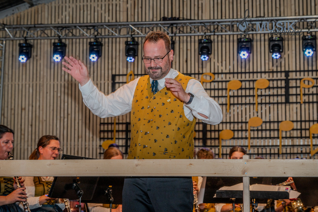 DSC_6330 | "Fussifoto.com – Ihr Ansprechpartner für hochwertige Fotografie! Entdecken Sie kreative Bilder und professionelle Dienstleistungen. Kontaktieren Sie uns für Ihre Projekte!"