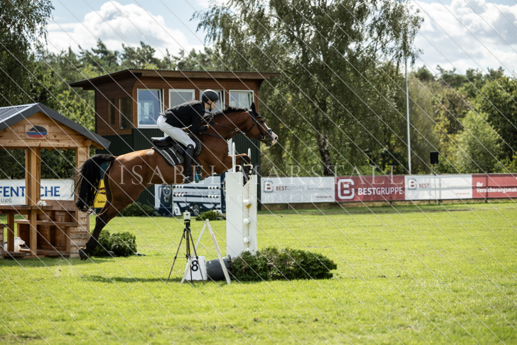 DK5A1813 | Isabel Marstall Fotografie - Realisiert mit Pictrs.com