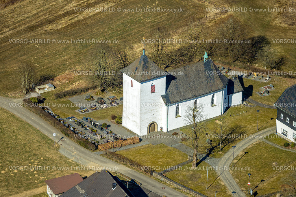 Wenden250307465Roemershagen | Luftbild, Kath Kirche St.Marien und Friedhof, Römershagen, Wenden, Sauerland, Nordrhein-Westfalen, Deutschland