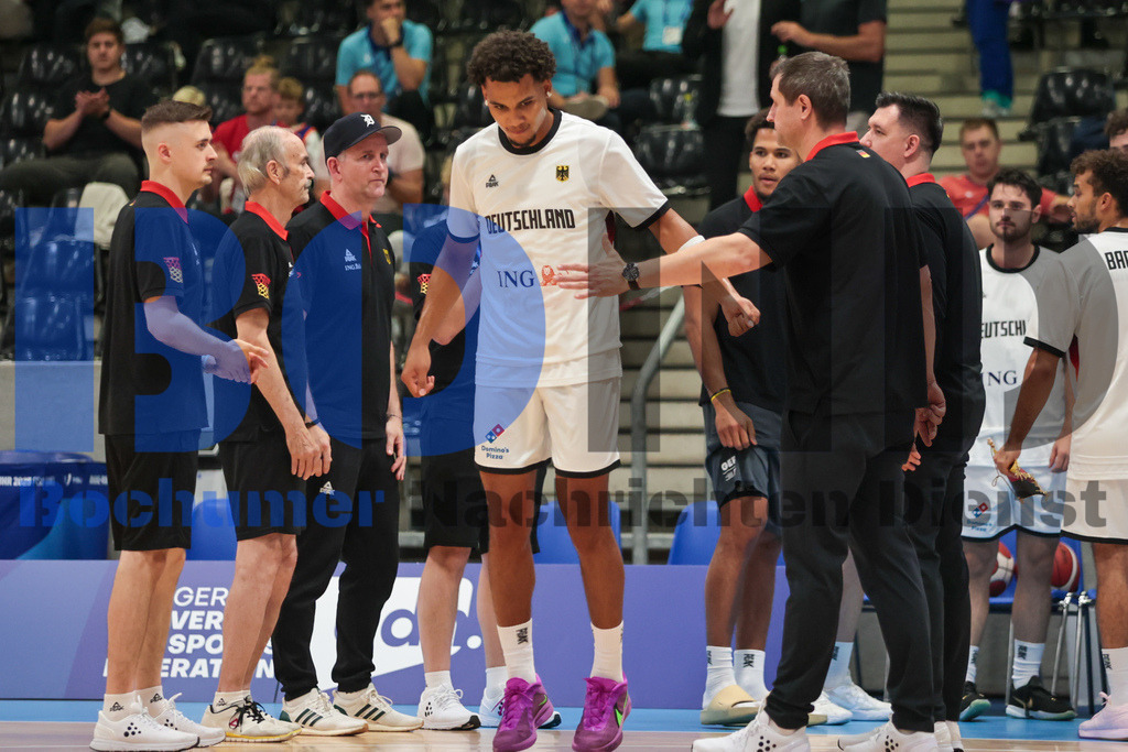 SES_RRGBAS20250723-93 | bond - Realisiert mit Pictrs.com