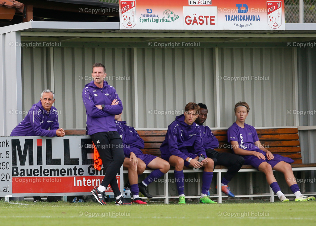 A_LUI_23092023_02 | SPORT,FUSSALL,LL.OST ASKOE OEDT 1B-SK ADMIRA LINZ 23.09.2023 IM BILD:  CO-TRAINER MARKUS WEISSENBERGER  UND  TRAINER MICHAEL GRUBER ( BEIDE ADMIRA LINZ)FOTO:FOTOLUI