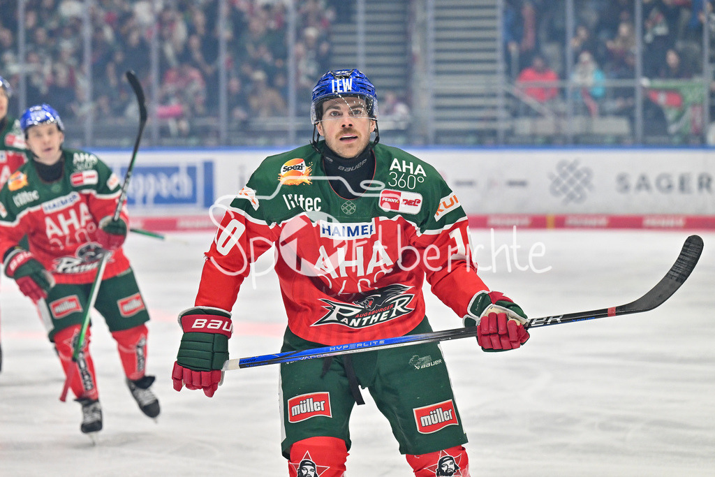 Augsburger Panther - Kölner Haie | Jubel der Hausherren nach dem Treffer zum 1-0 druch Chris COLLINS (Augsburger Panther #10) / Tor / Torschuetze / Freude / Happy / DEL: Augsburger Panther - Koelner Haie, Curt Frenzel Stadion am 02.03.2025