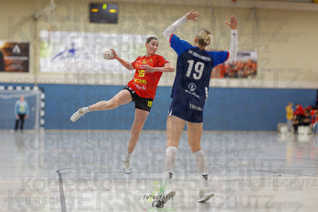 Frauen Regionalliga (HHV); HSG Wettenberg - TV Hüttenberg | Frauen Regionalliga (HHV); HSG Wettenberg - TV Hüttenberg am 06.12.2025 in Launsbach (Wettenberg) (Halle GS Launsbach (Wettenberg))Photo © 2025 - Jörg Heinrich - Realisiert mit Pictrs.com