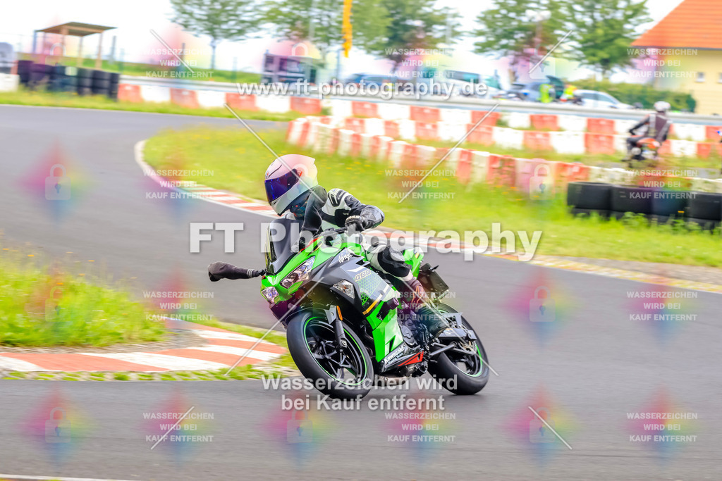 VBK-7778 | Hier findet Ihr Bilder von Touristenfahrten auf der Nürburgring Nordschleife oder von anderen Veranstaltungen die ich besucht habe. Viel Spass beim Durch Schauen 