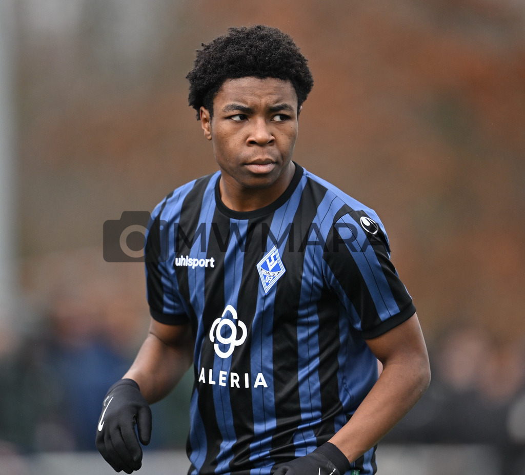 Fussball I Herren I Saison 2025-2026 I Bundesliga I 6. Spieltag I Eintracht Frankfurt - FC Bayern München  | MWMARA - Realisiert mit Pictrs.com