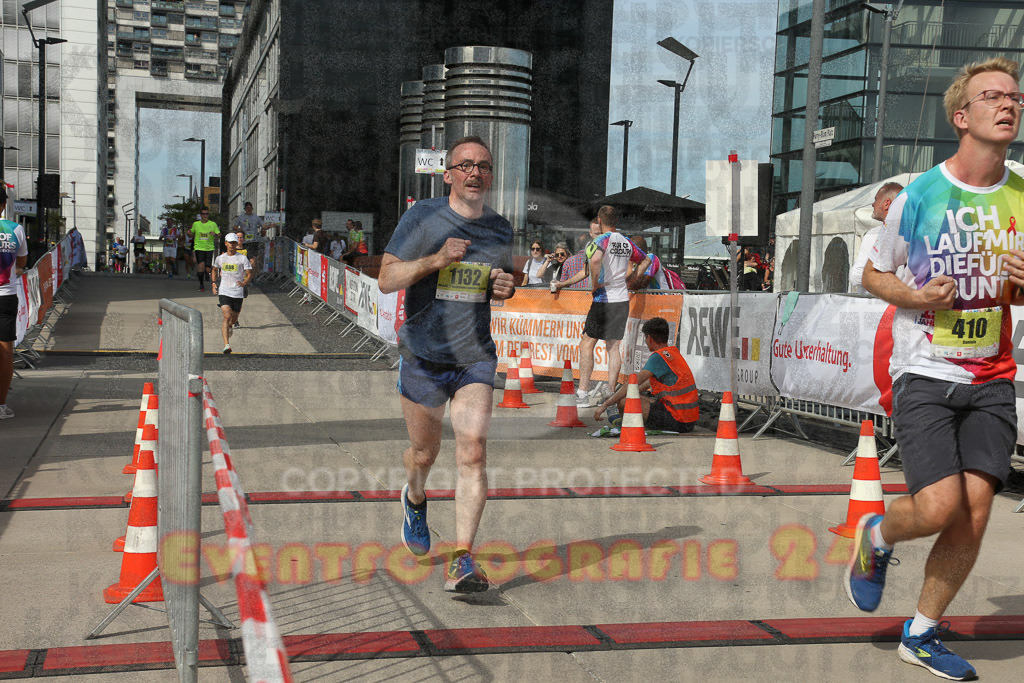 230916_1454_EX1_4574 | Sportfotografie im Rhein-Sieg Kreis, Köln, Bonn, NRW, Rheinland Pfalz, Hessen, etc. Unser Tätigkeitsfeld umfasst den Laufsport vom Volkslauf über den Marathon, Duathlon, Triathon bis zum Ultralauf wie Kölnpfad Ultra oder Schindertrail.
