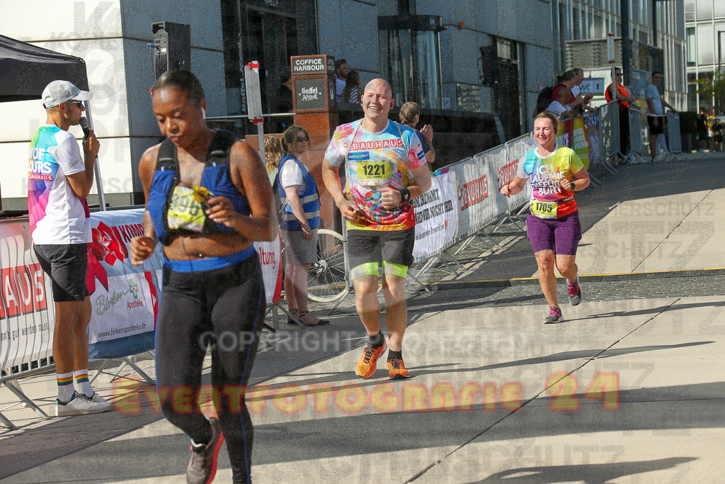 240921_1458_EX1_4161 | Sportfotografie im Rhein-Sieg Kreis, Köln, Bonn, NRW, Rheinland Pfalz, Hessen, etc. Unser Tätigkeitsfeld umfasst den Laufsport vom Volkslauf über den Marathon, Duathlon, Triathon bis zum Ultralauf wie Kölnpfad Ultra oder Schindertrail.