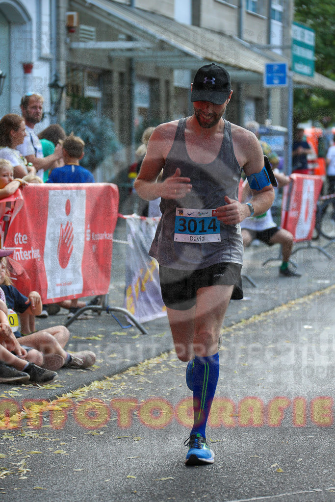 220625_1729_EX1_6804 | Sportfotografie im Rhein-Sieg Kreis, Köln, Bonn, NRW, Rheinland Pfalz, Hessen, etc. Unser Tätigkeitsfeld umfasst den Laufsport vom Volkslauf über den Marathon, Duathlon, Triathon bis zum Ultralauf wie Kölnpfad Ultra oder Schindertrail.