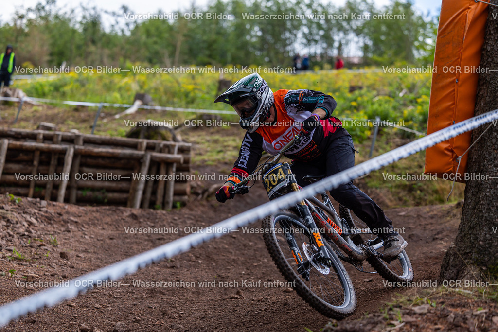 IXS Downhill Ilmenau Samstag R3-9338 | OCR Bilder Fotograf Eisenach Michael Schröder