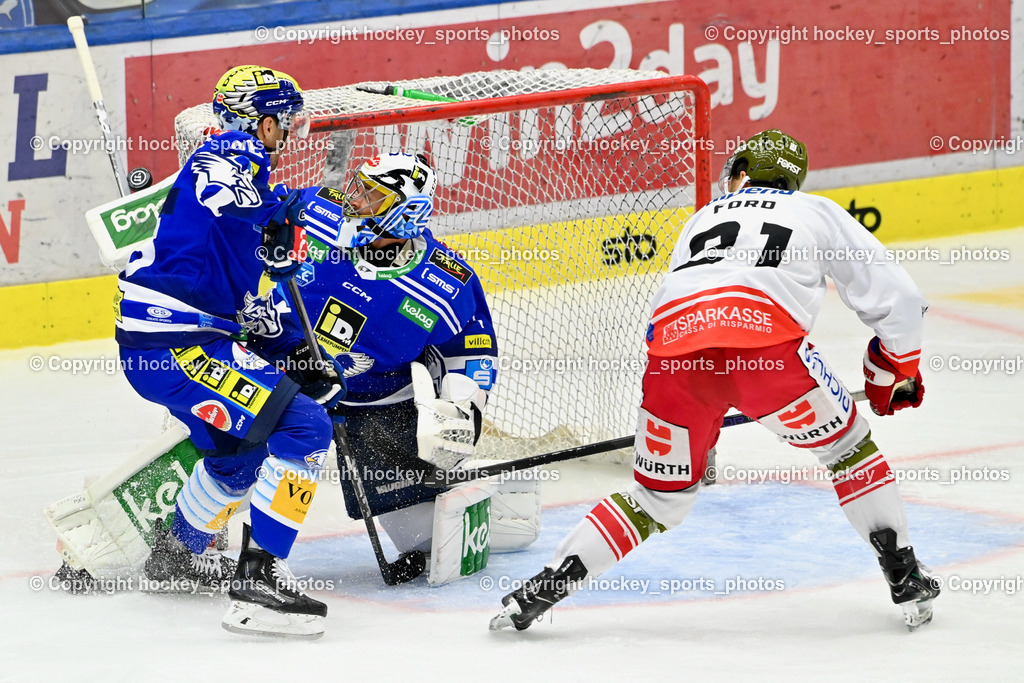 EC IDM Wärmepumpen VSV vs. HC Bozen 19.9.2023 | #1 Jean-Philippe Lamoureux, #46 WALL Alex,  #21 Ford Connor, win2day icehockeyleague, EC IDM Wärmepumpen - HC Bozen  am 19.09.2023 in Villach (Stadhalle Villach), Austria, (Photo by Bernd Stefan)