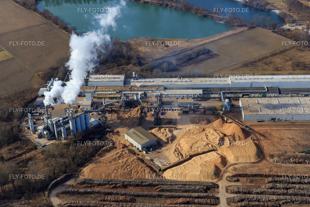 Industriegebiet Konrad-Nolte-Straße jenseits des Rhein mit Rheinspan GmbH & Co. KG https://www.rheinspan.de/index.php/de/ | Luftbild: Industriegebiet Konrad-Nolte-Straße jenseits des Rhein mit Rheinspan GmbH & Co. KG https://www.rheinspan.de/index.php/de/ in Germersheim im Bundesland Rheinland-Pfalz in Deutschland. Foto: IMG_097154.jpg vom 25.02.2017 durch Werner Riehm/FLY-FOTO.de - Realisiert mit Pictrs.com