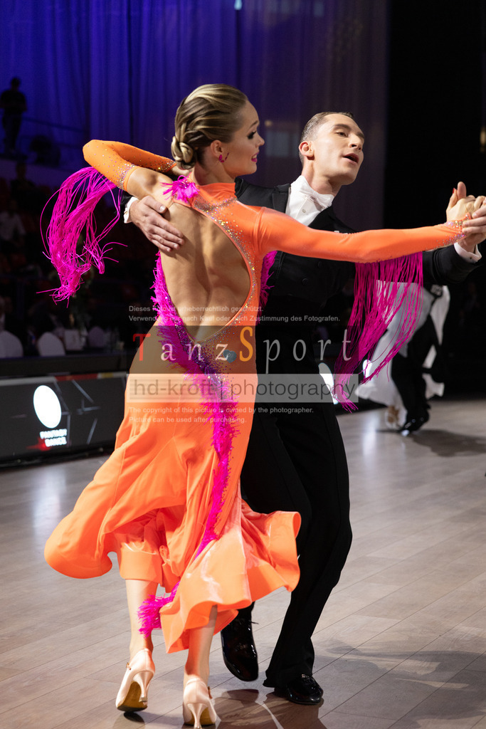 IMG_7668 | Tanzsportbilder, Standardtanz, Lateintanz, WDSF, DTV, LTVB, dancecomp, goc, hessen tanzt, blaues band der spree, walzer, tango, wiener walzer, slowfox, quickstepp, samba, rumba, cha-cha-cha, paso doble. jive, hd-kroft photography, turniertanzsport